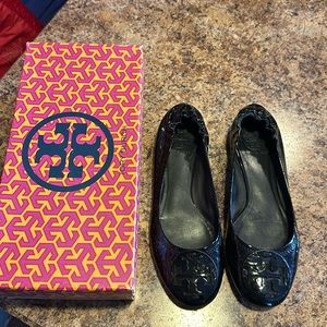 Tory Burch flats
